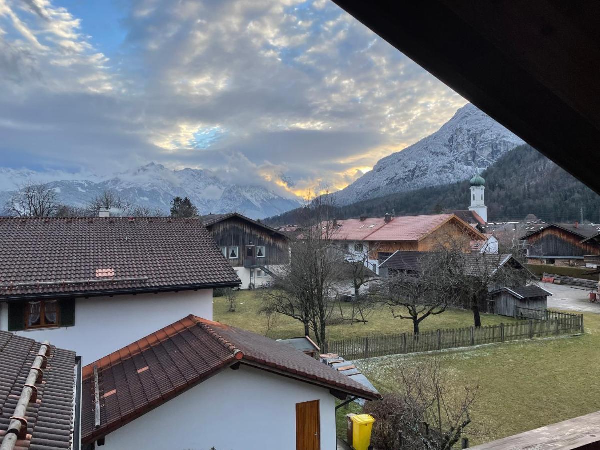 Dachgeschosswohnung Mit Traumhaftem Zugspitzblick Bei Garmisch Farchant Exterior foto