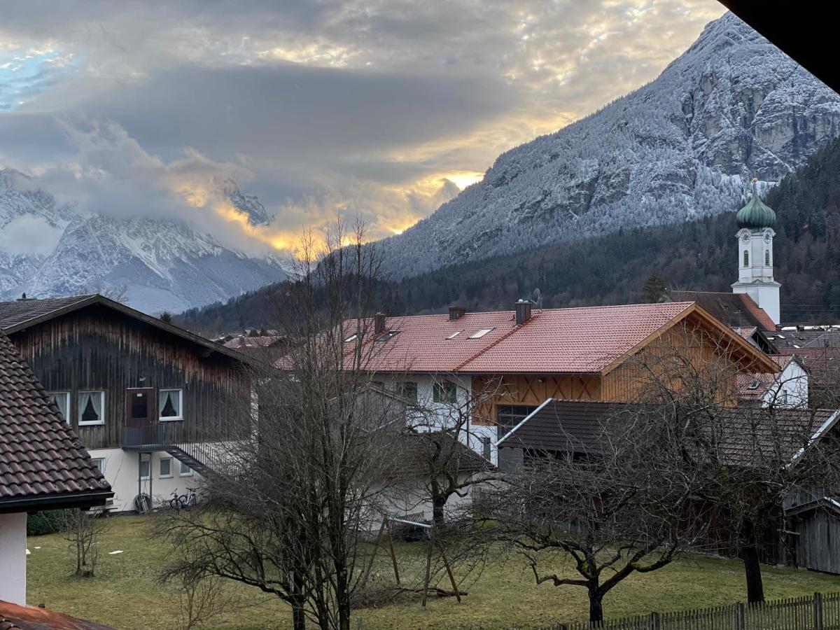 Dachgeschosswohnung Mit Traumhaftem Zugspitzblick Bei Garmisch Farchant Exterior foto